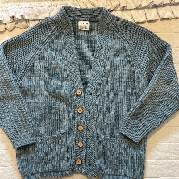 Boheme Blue gray Wool Cardigan with wooden buttons - Picture 2 of 16